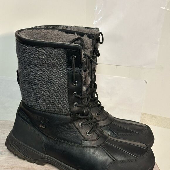 UGG Black and Gray Rain & Snow Boots with Waterproof Design size 15 great shape - Picture 1 of 7